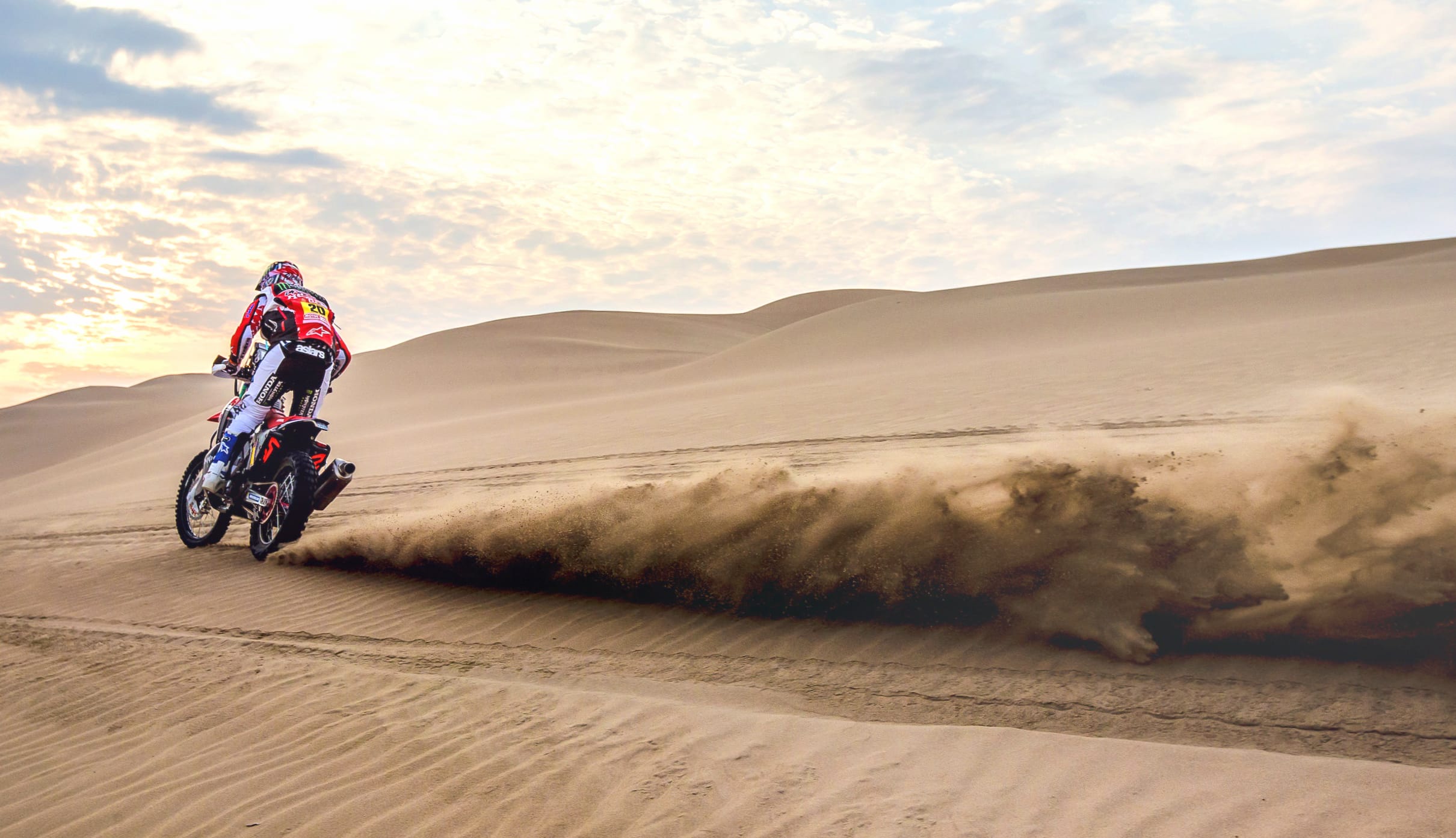 Desert Sand Dune Sand Motorcycle Vehicle Rallying Sports wallpapers HD quality