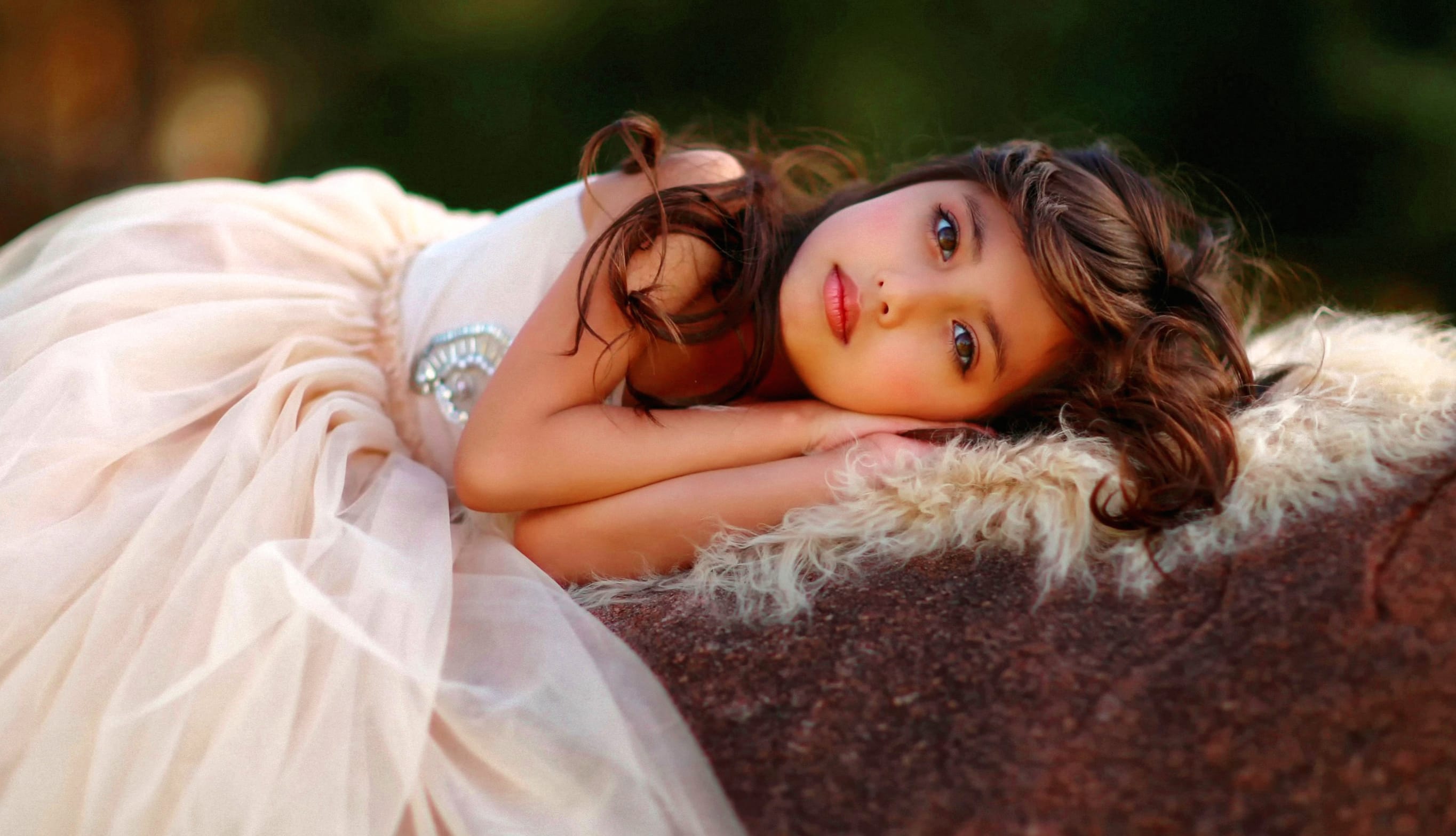 Dreamy Child Portrait - wallpapers HD quality