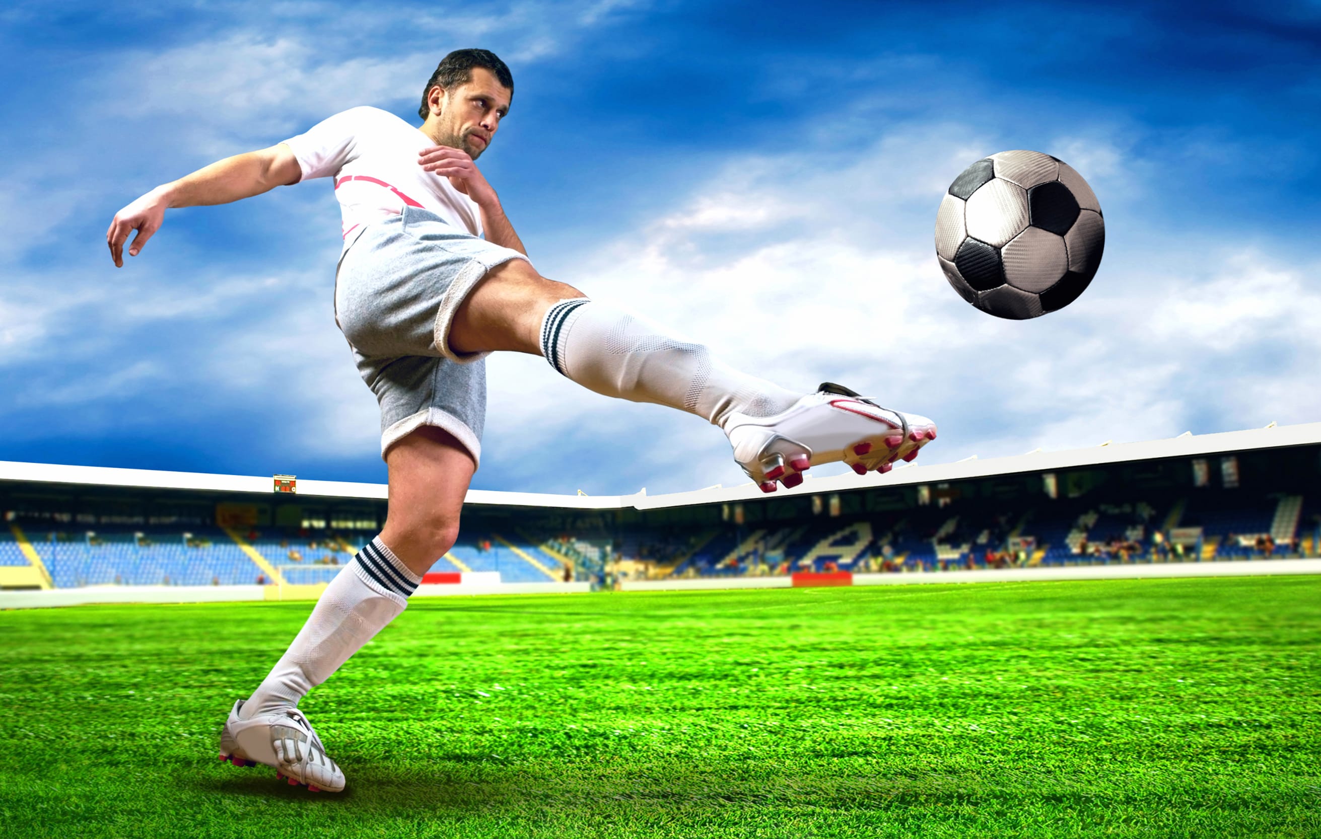 Dynamic Soccer Action - for Sports Fans at 1280 x 720 HD size wallpapers HD quality