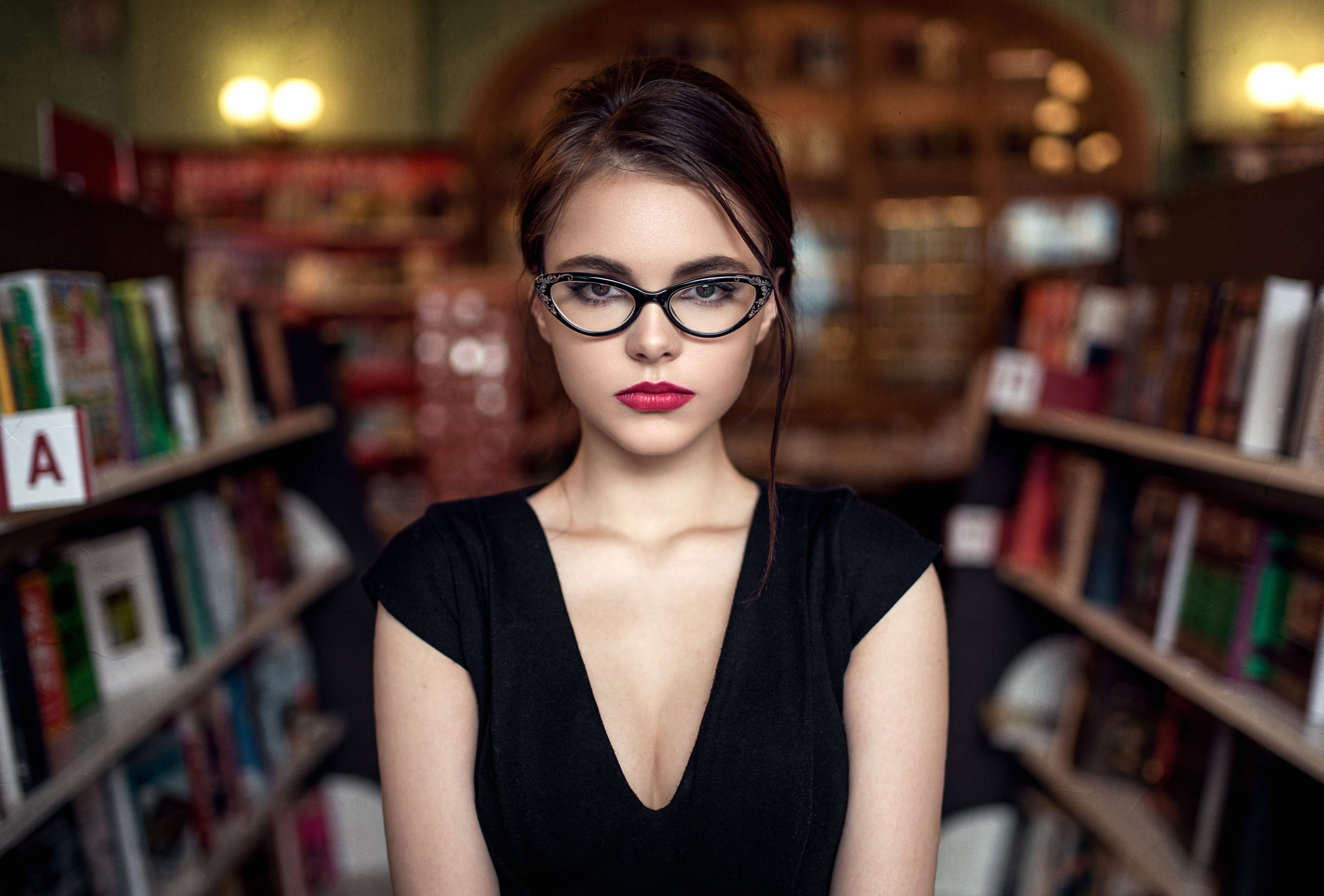 Elegant Library Woman - at 1600 x 1200 size wallpapers HD quality