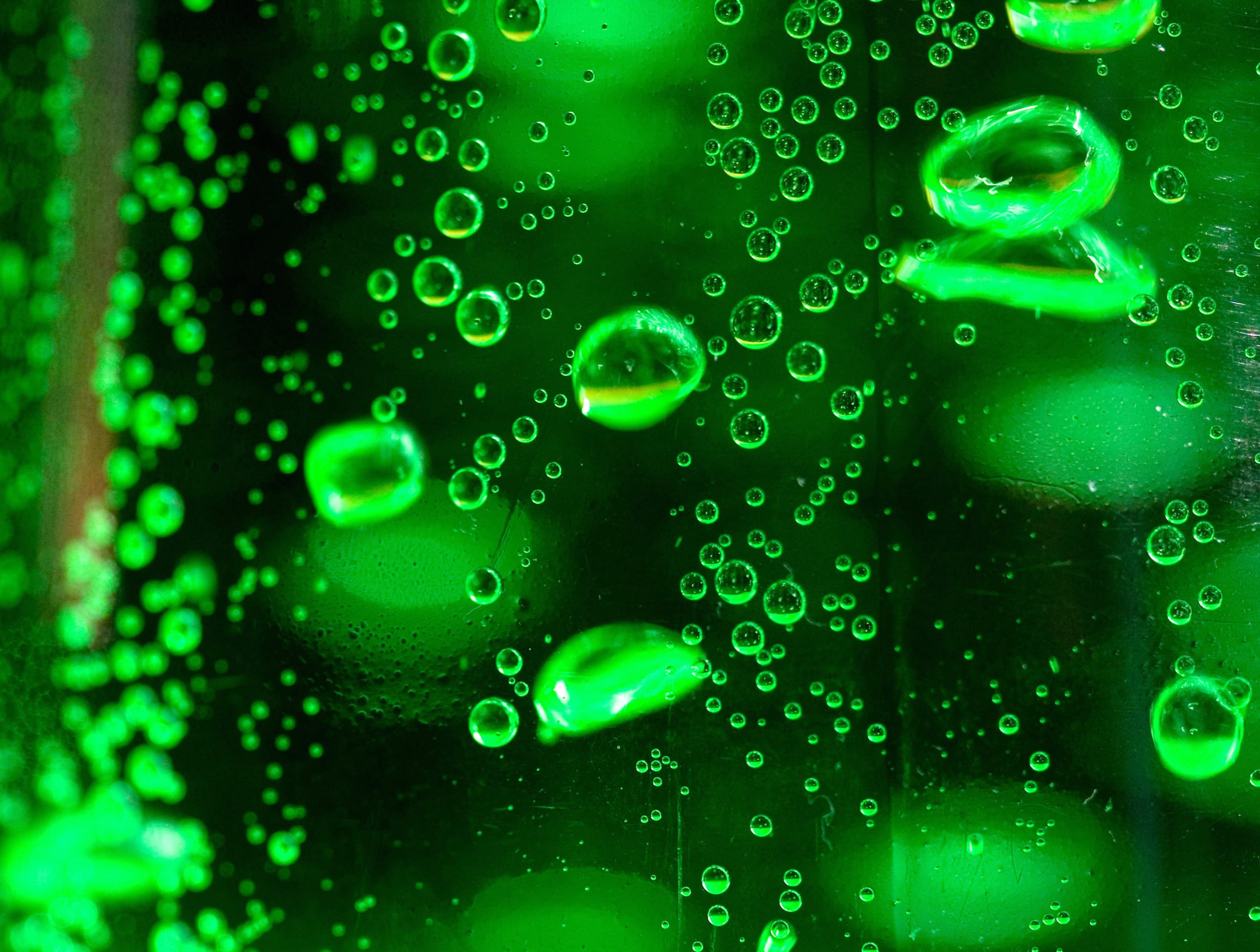 Elemental Green Bubbles Artistic wallpapers HD quality