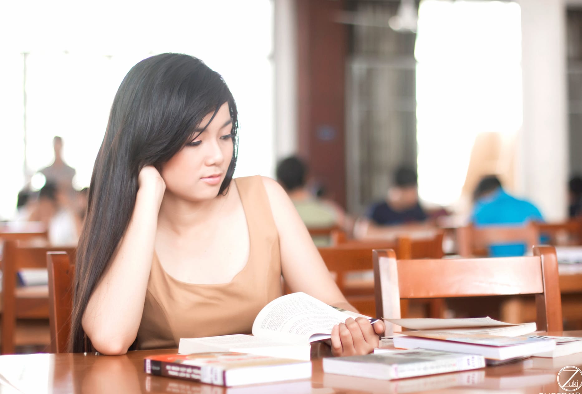 Focused Study - Asian Woman wallpapers HD quality