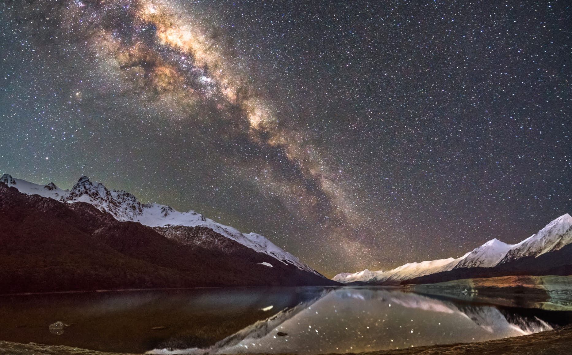 Galactic Reflections over Serene Mountain Lake at 640 x 960 iPhone 4 size wallpapers HD quality