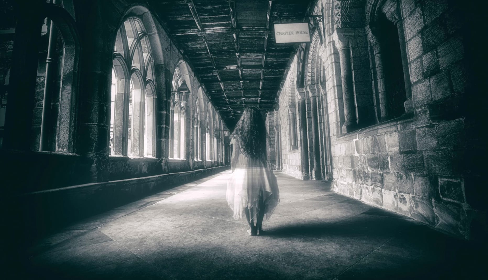Ghostly Corridor - wallpapers HD Ghostly Corridor - wallpapers HD quality