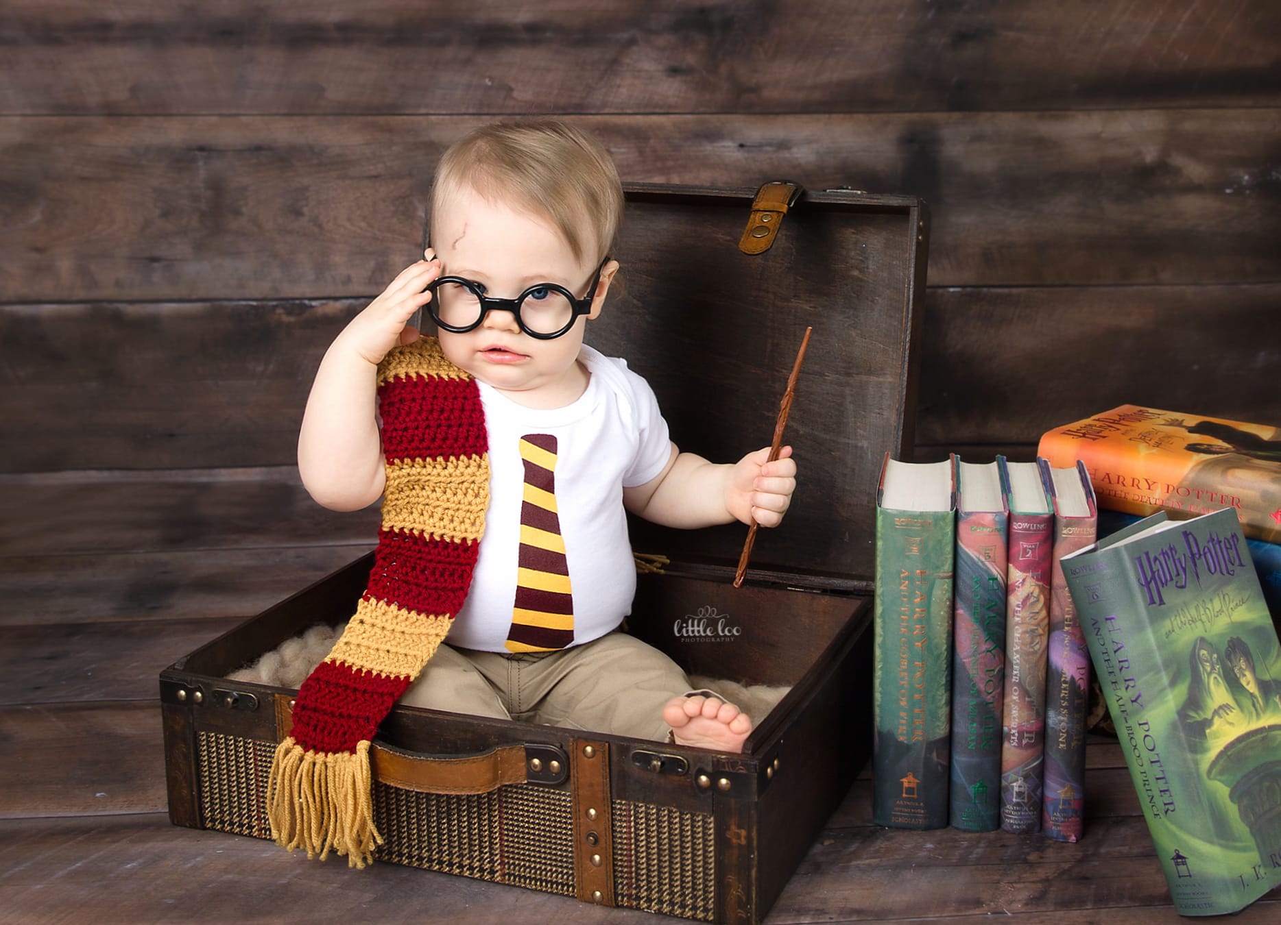 Glasses Book Suitcase Photography Baby at 640 x 960 iPhone 4 size wallpapers HD quality