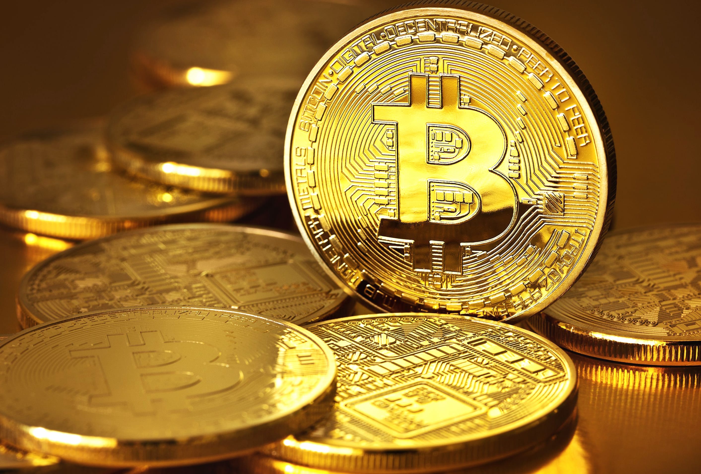 Gleaming Bitcoin Currency - HD Cryptocurrency Wallpaper wallpapers HD quality