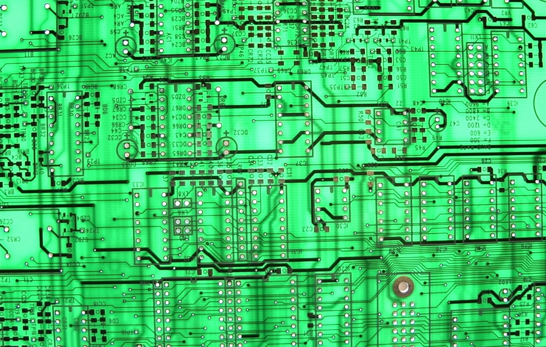 Green Technology Circuit at 2048 x 2048 iPad size wallpapers HD quality