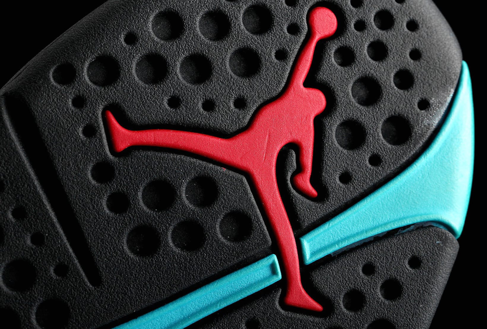 HD Jordan Logo Sports Wallpaper at 640 x 960 iPhone 4 size wallpapers HD quality