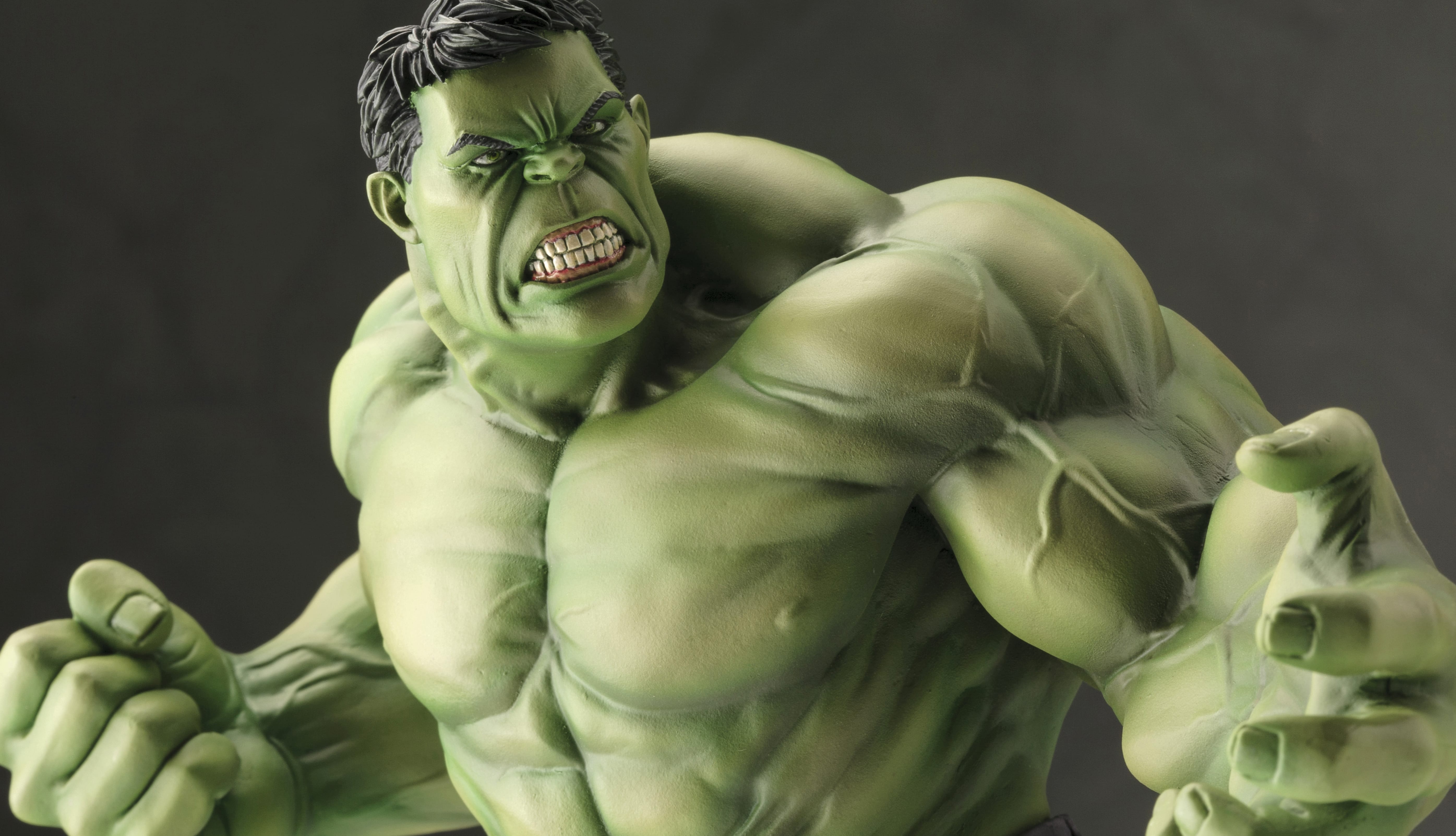 Hulk Comic Figurine - wallpapers HD quality