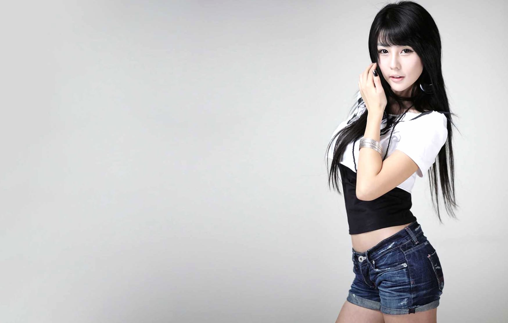 Korean Woman wallpapers HD quality