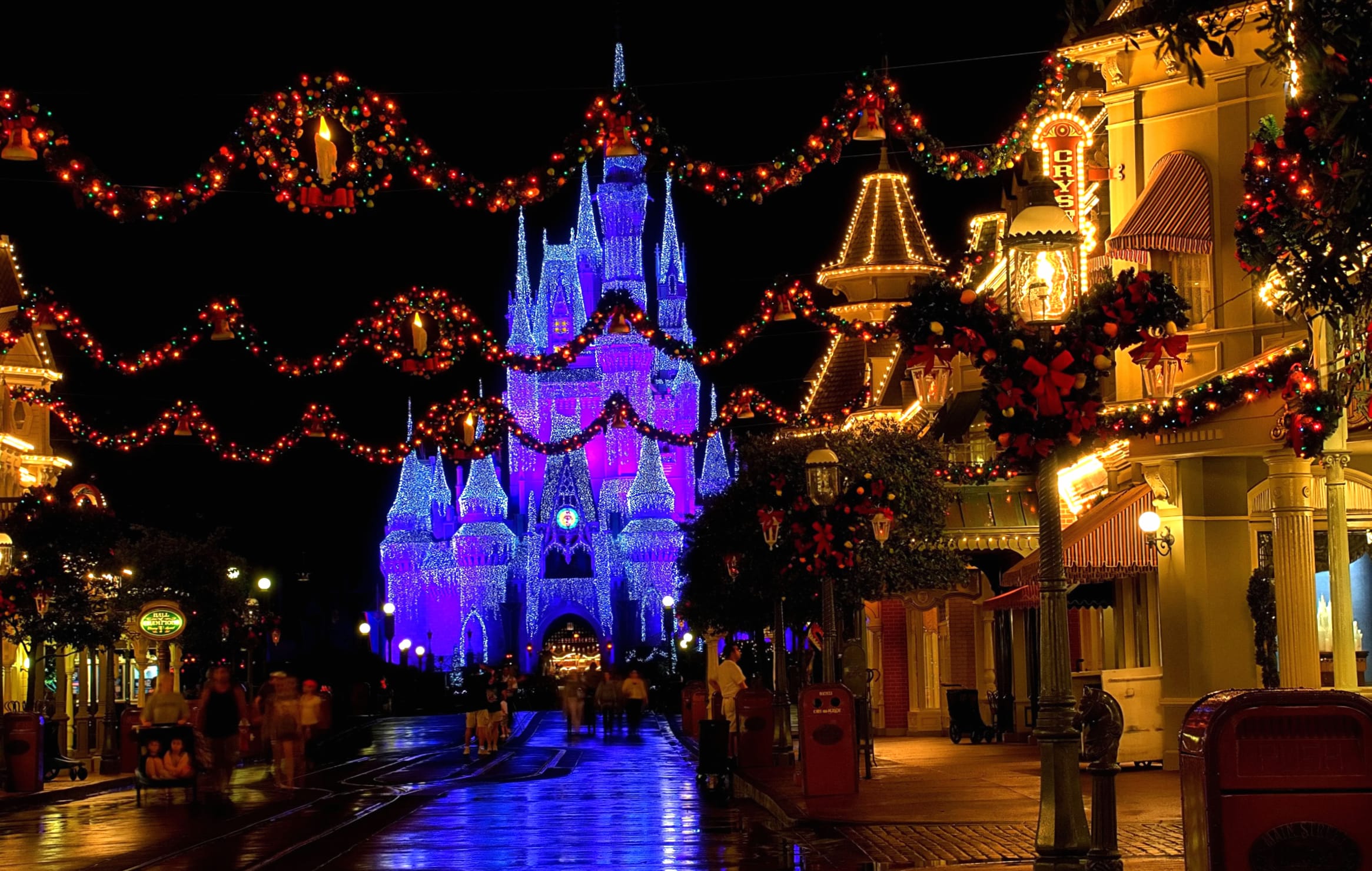 Magical Holiday Castle Disneyland Christmas wallpapers HD quality