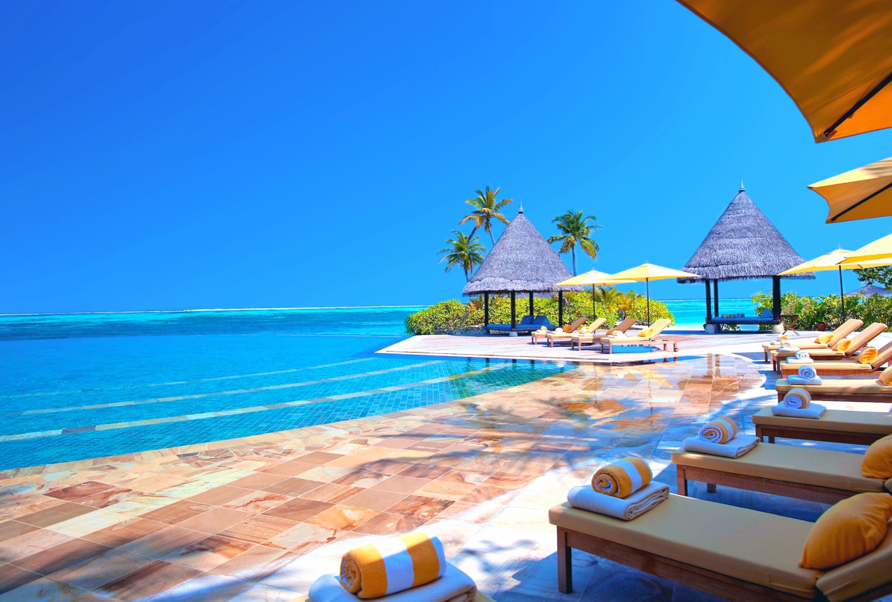 Maldives Beach Bliss - wallpapers HD quality