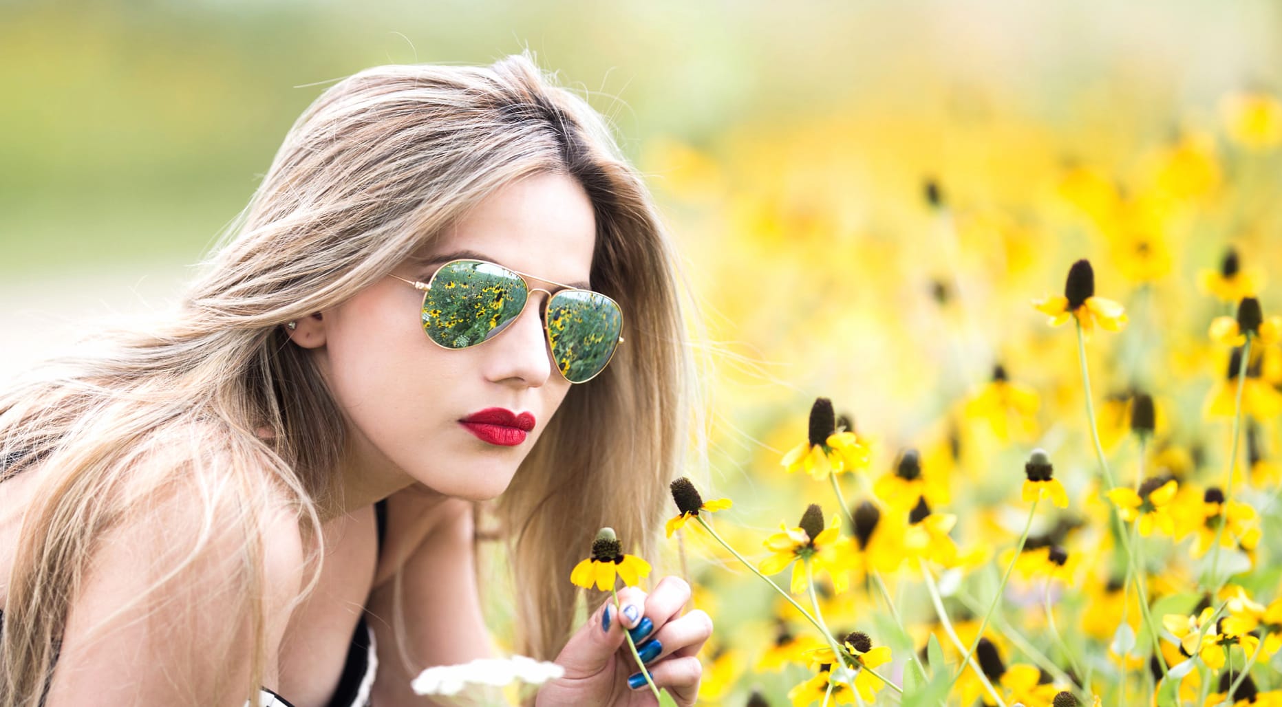 Model in Sunglasses with Yellow Flowers - wallpapers HD quality