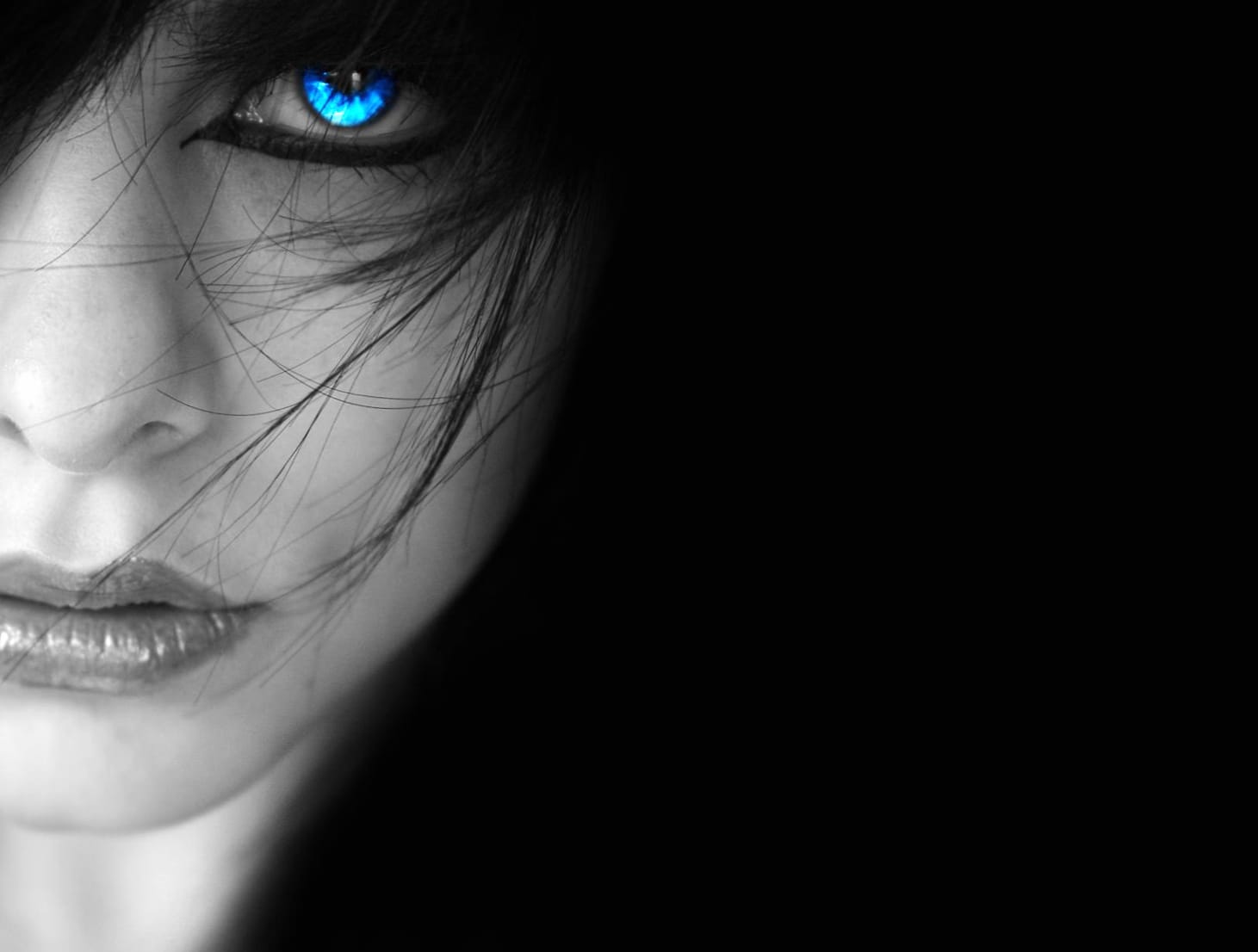 Mysterious Blue Eye wallpapers HD quality