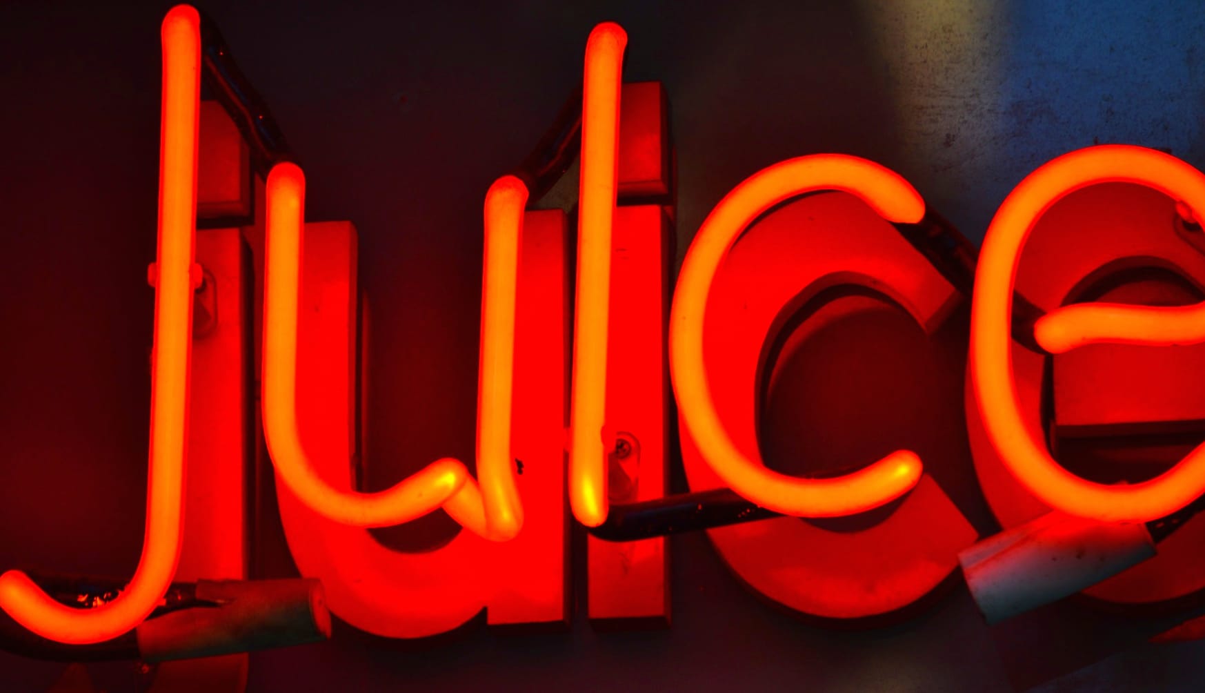 Neon Juice Sign in the City Of Brisbane, Australia wallpapers HD quality