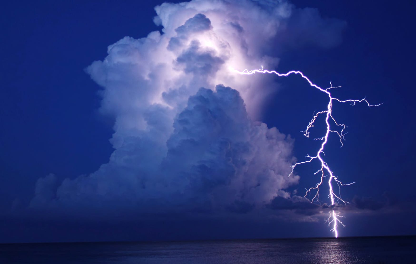 Night Lightning Strikes Over the Sea at 2048 x 2048 iPad size wallpapers HD quality