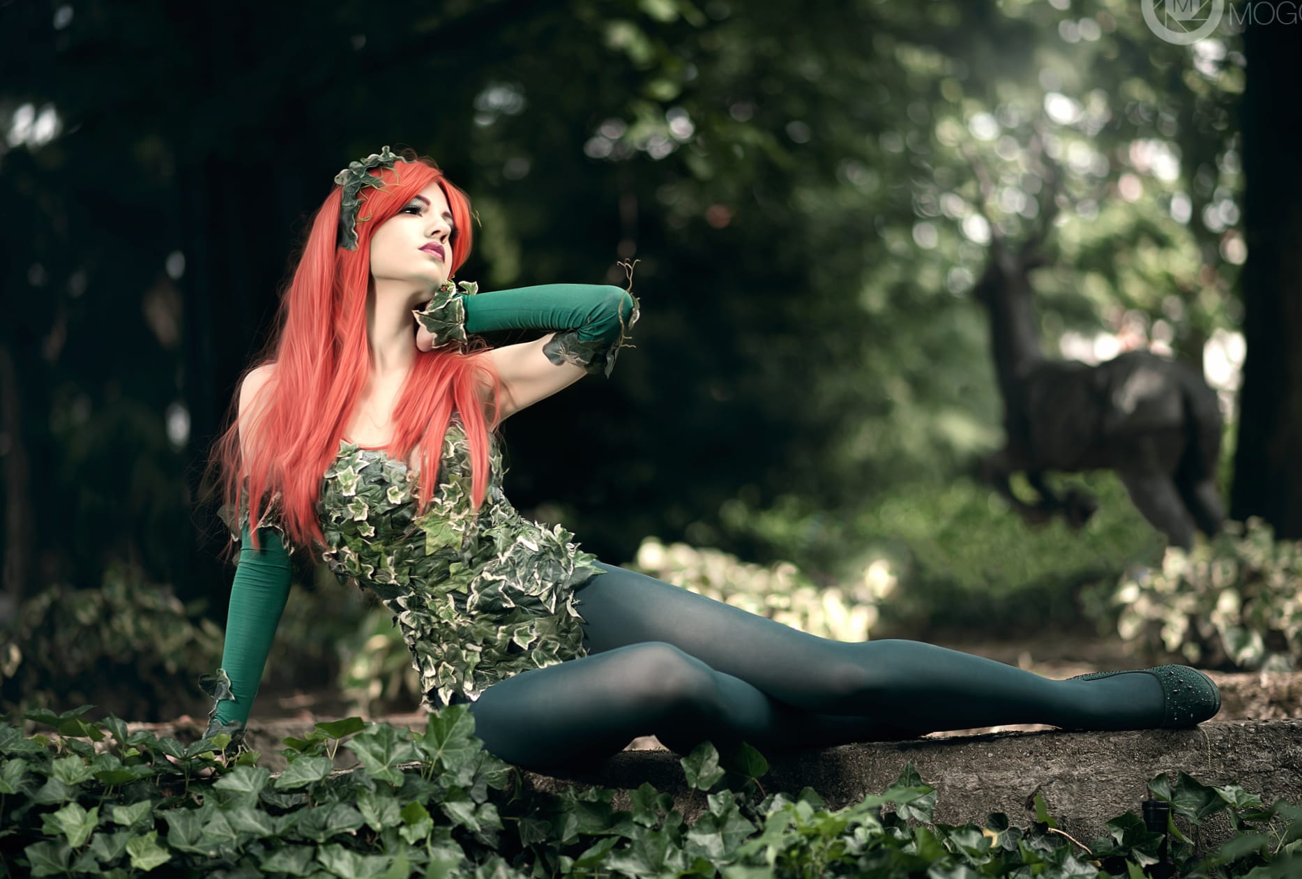 Poison Ivy Cosplay in Nature wallpapers HD quality