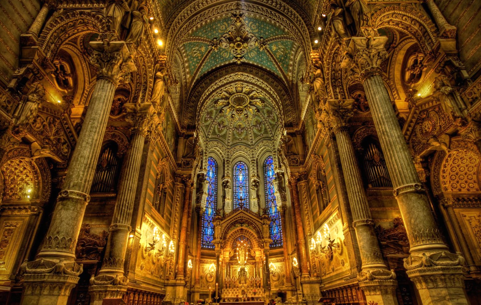 Religious Basilica Of Notre-Dame De Fourvière Wallpaper at 2560 x 1440 HD size wallpapers HD quality