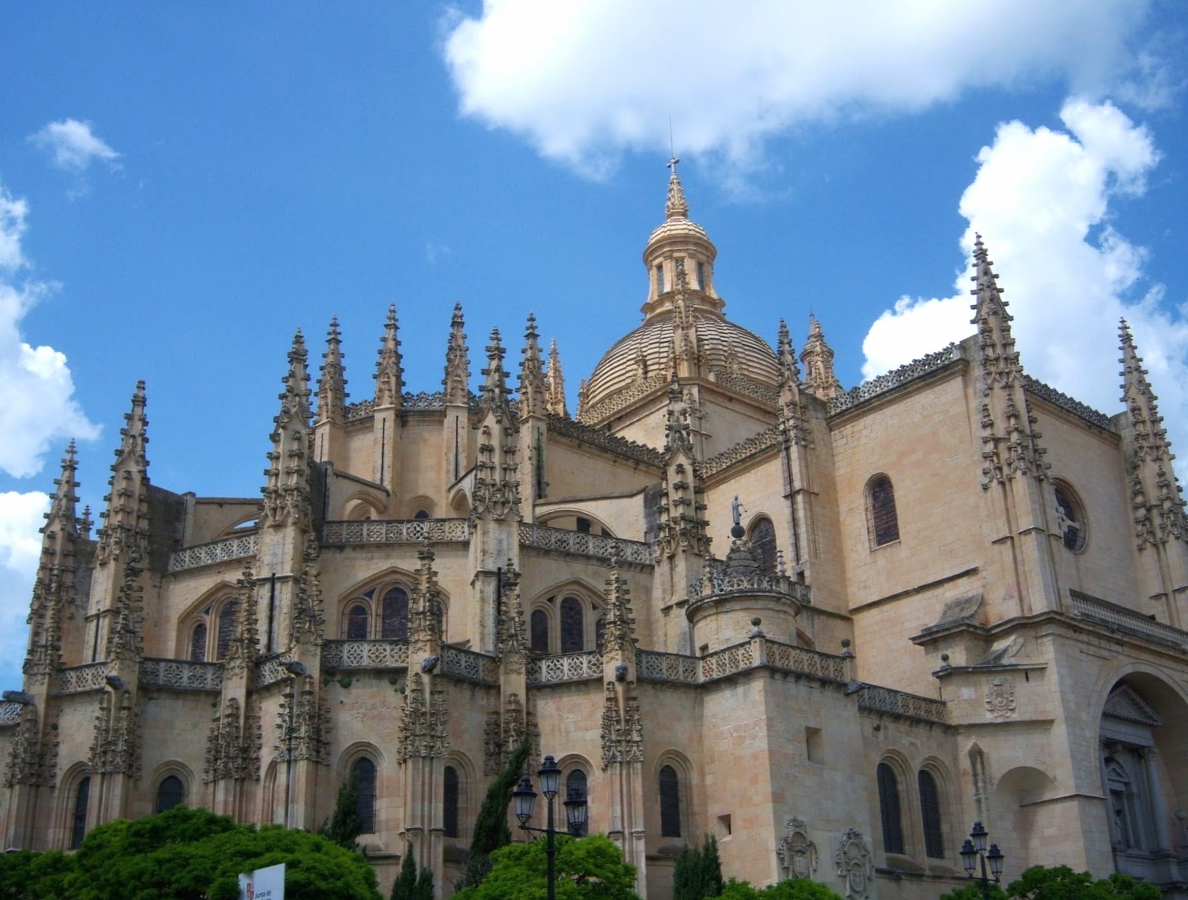 Religious Segovia Cathedral wallpapers HD quality