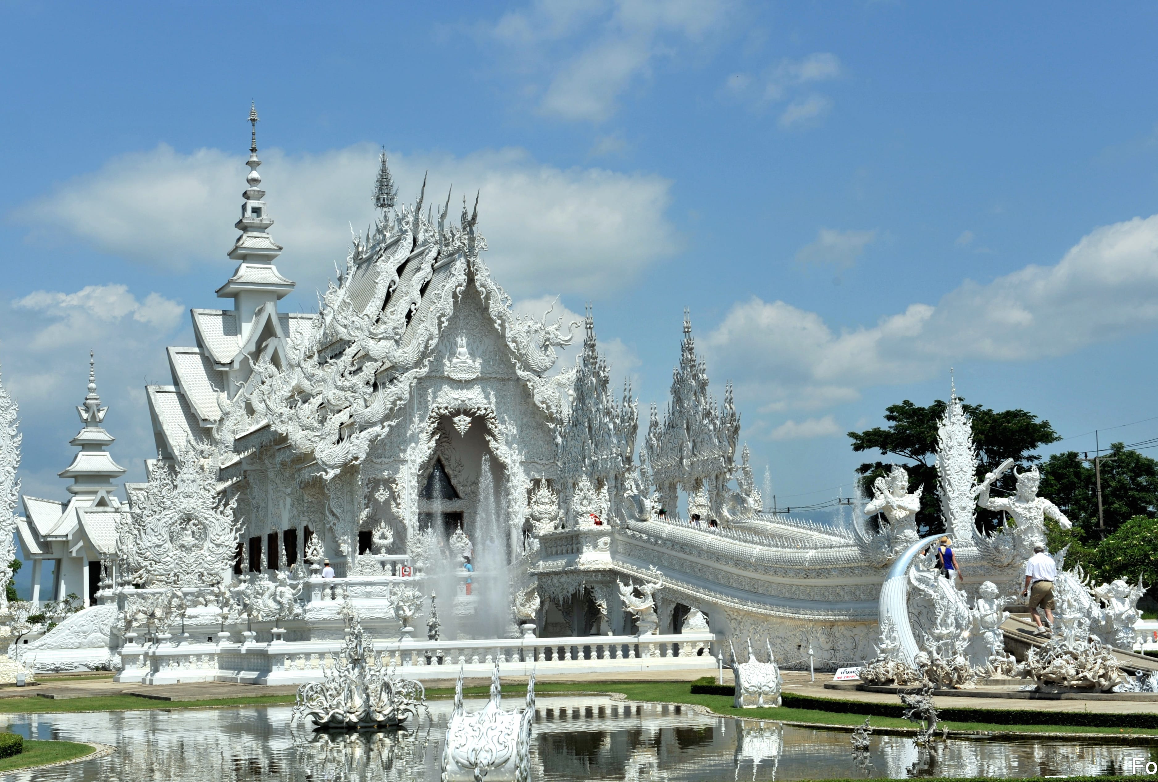 Religious Wat Rong Khun wallpapers HD quality