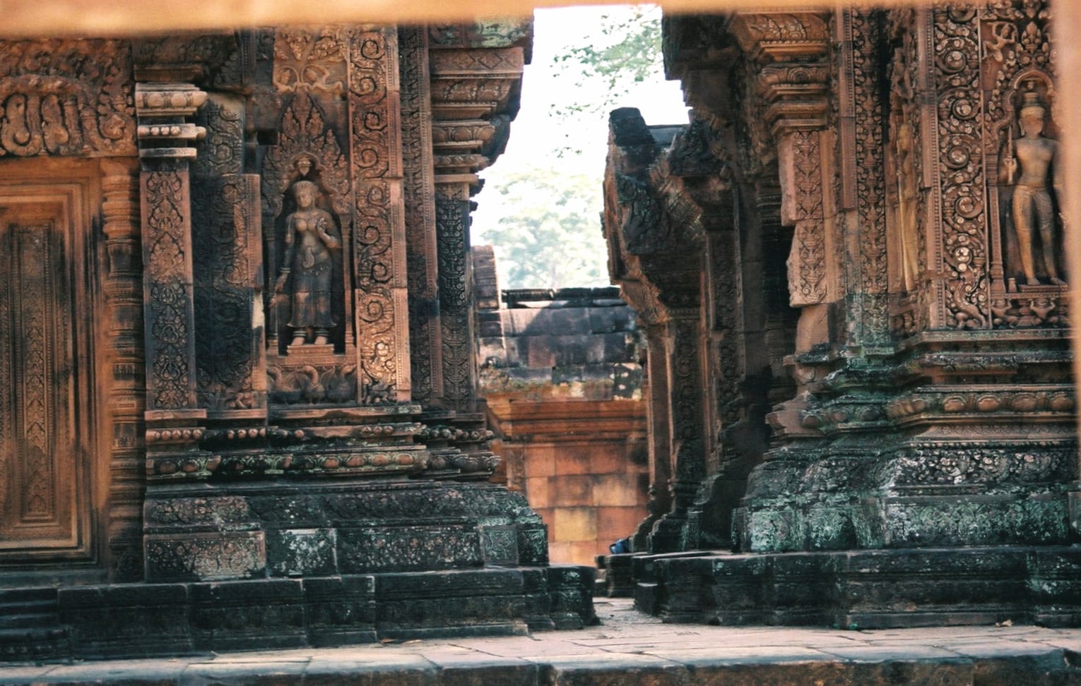 Serene Angkor Wat A Stunning wallpapers HD quality