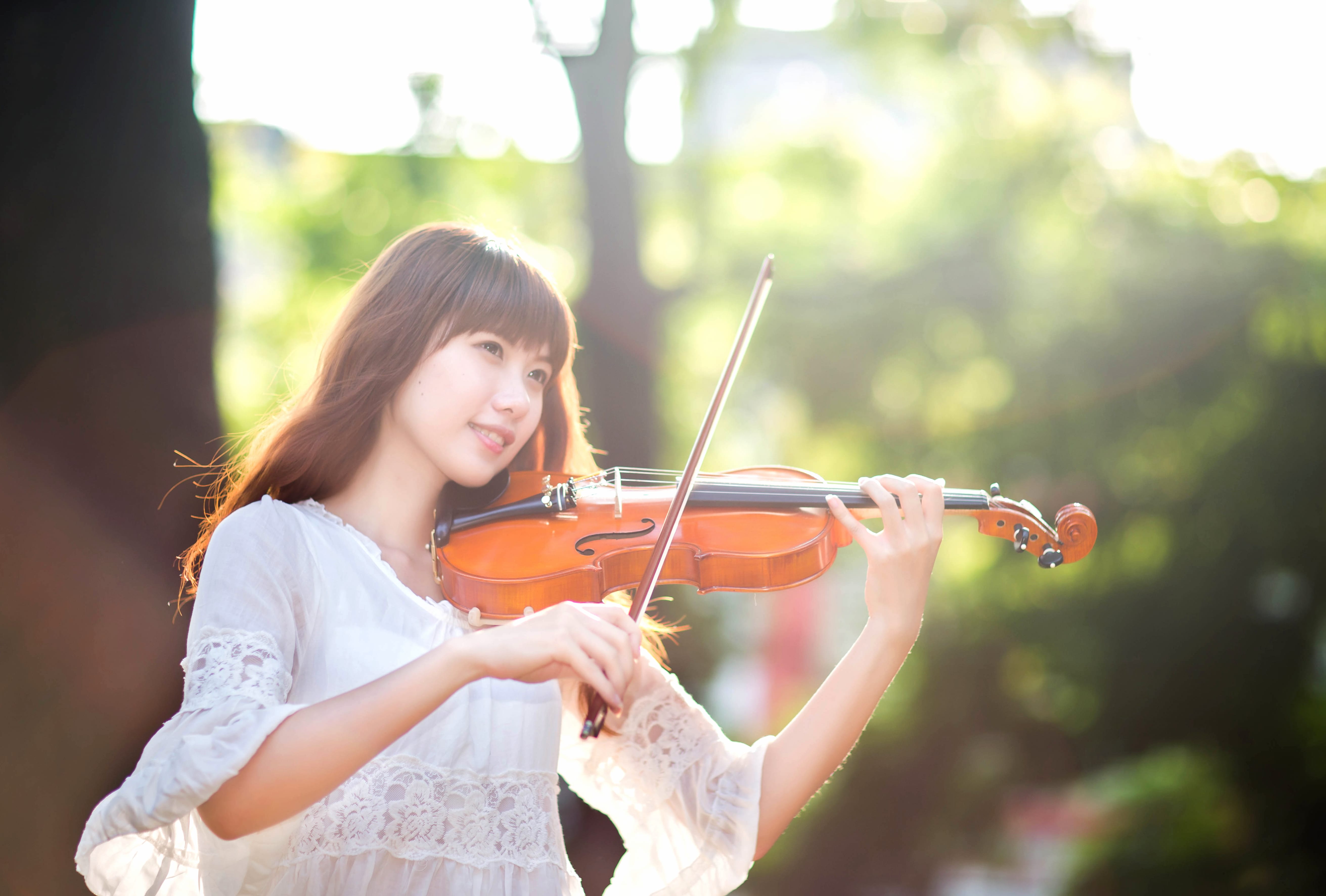 Serene Violinist - Asian Woman wallpapers HD quality