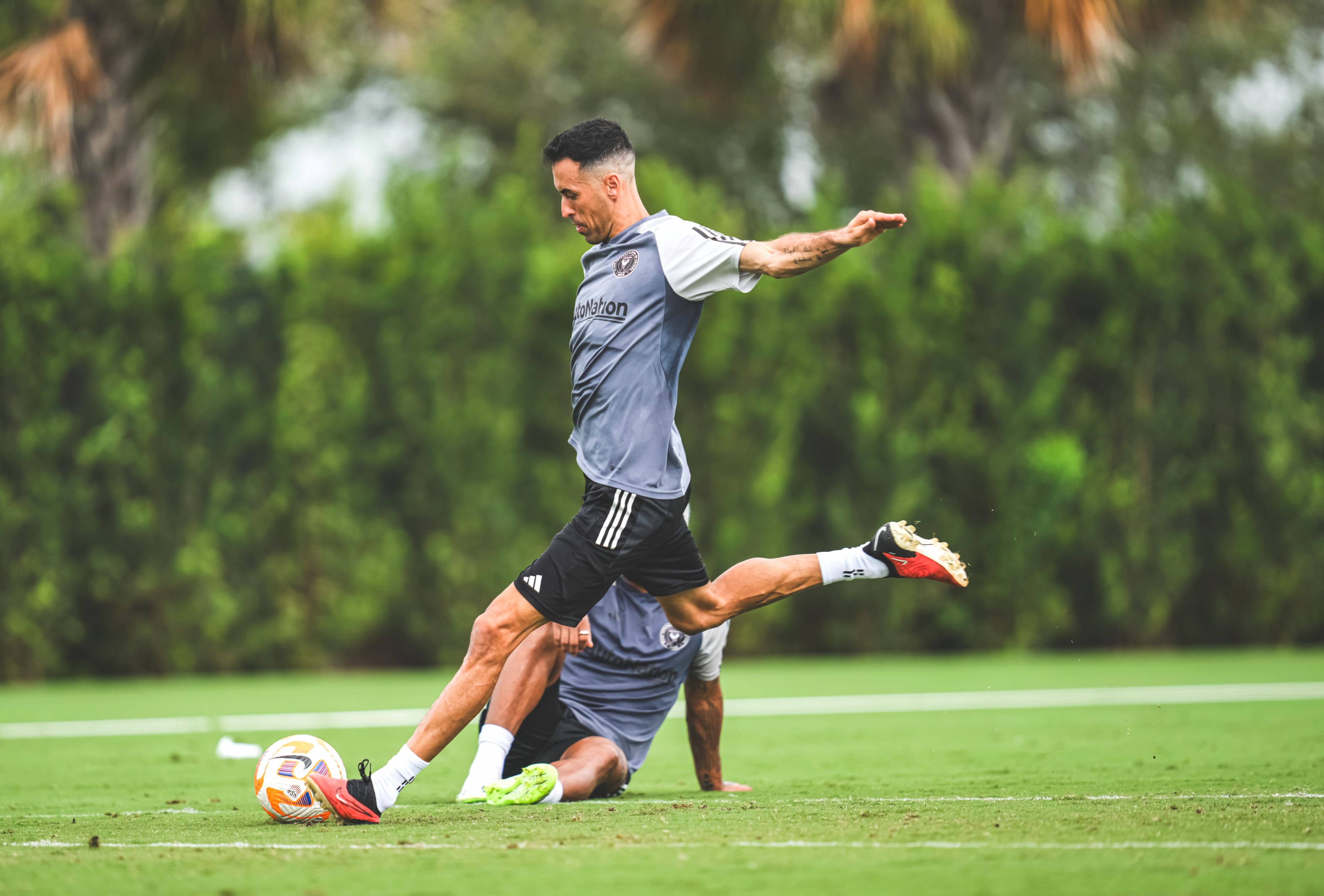 Sergio Busquets Inter Miami Training Session Wallpaper wallpapers HD quality