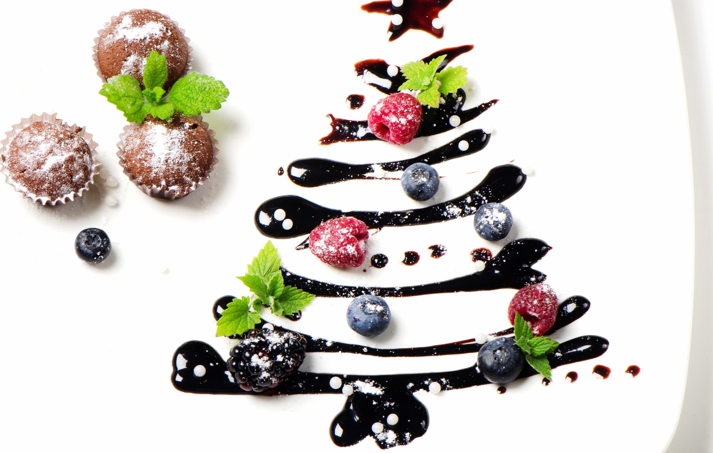 Sweets Blueberry Raspberry Christmas Tree Holiday Christmas wallpapers HD quality