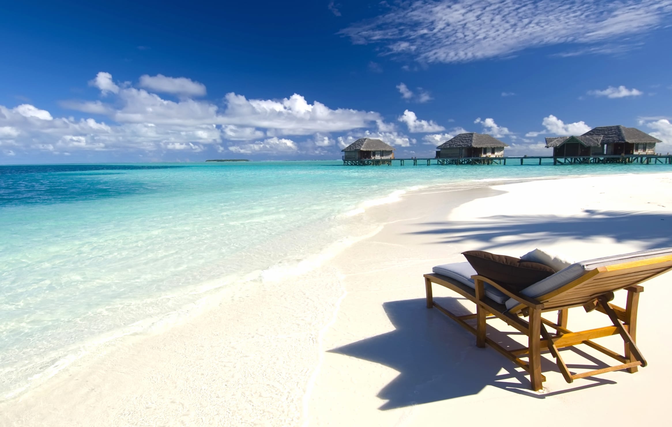 Tropical Beach Retreat - for a Relaxing Holiday Vibe wallpapers HD quality