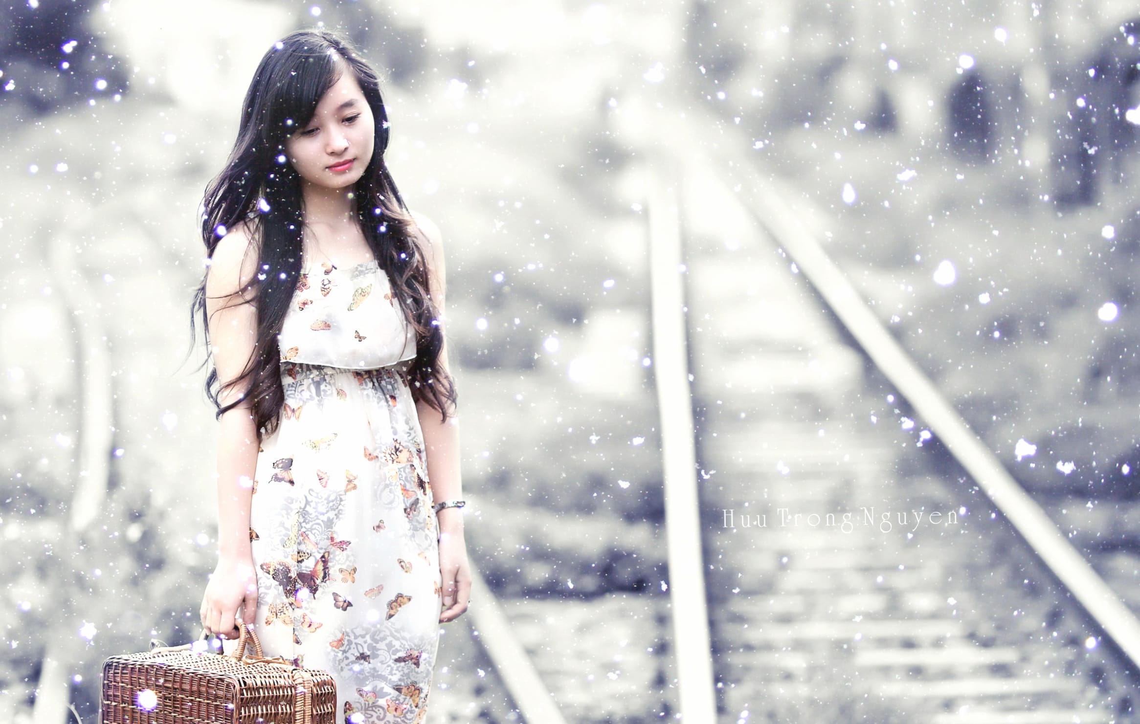 Winter Journey - of an Asian Woman wallpapers HD quality