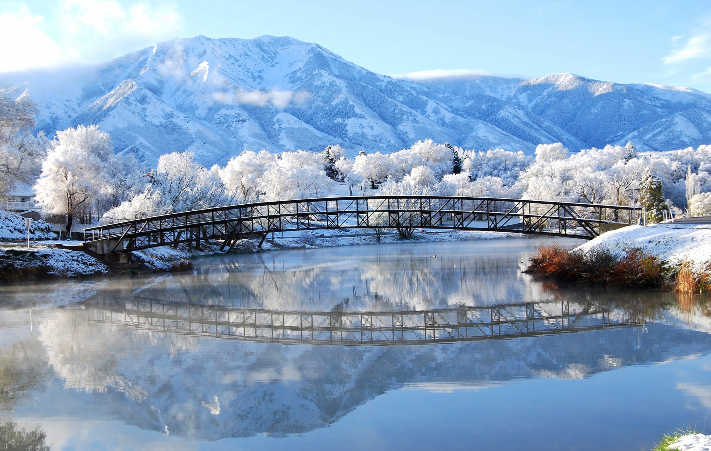 Winter Reflection of Snowy Mountains and Tranquil Bridge wallpapers HD quality