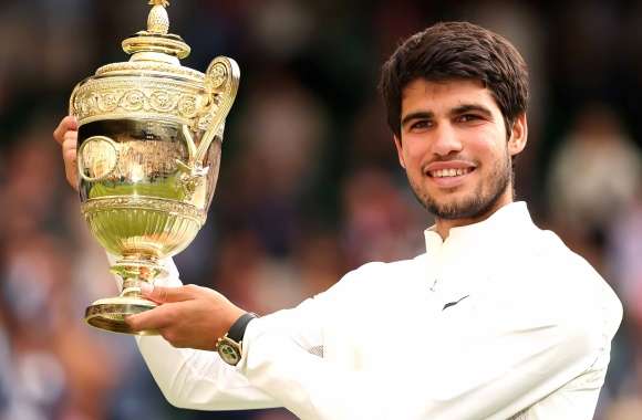 2023 Wimbledon Champion Alcaraz 4K Wallpaper