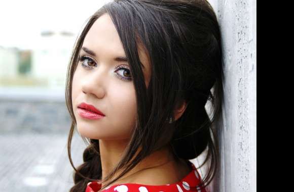 Brunette Portrait in HD wallpapers hd quality