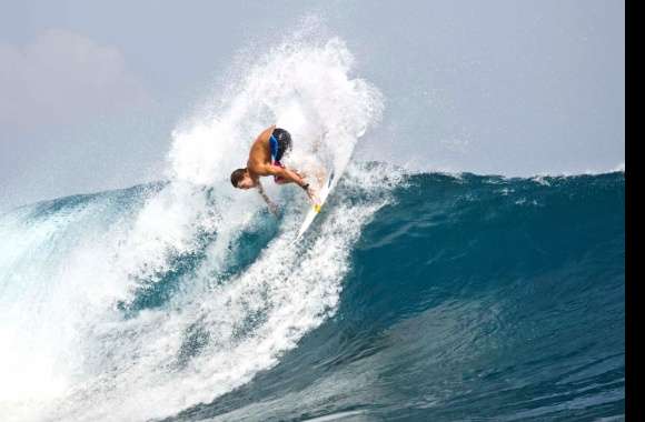 Dynamic Surfing Action -