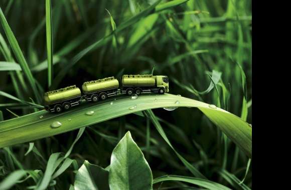 Green Toy Tanker in Grass - wallpapers hd quality
