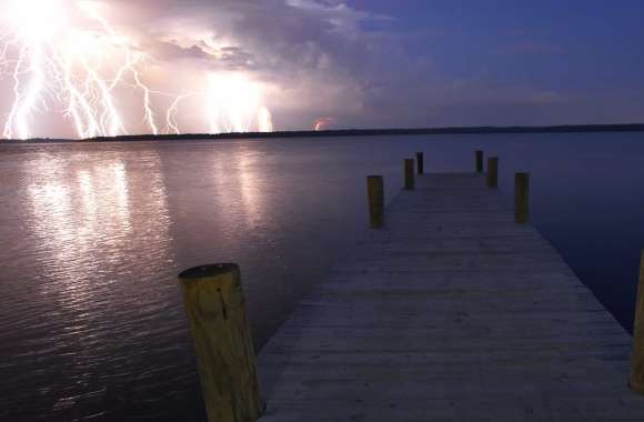 HD Lightning Dance Over Water A Stunning Photography Wallpaper