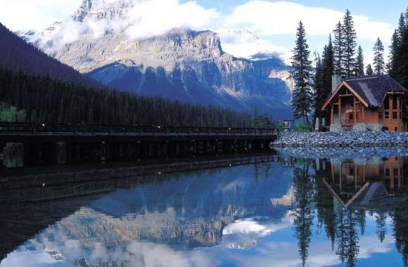 Serene Mountains and Lakescape